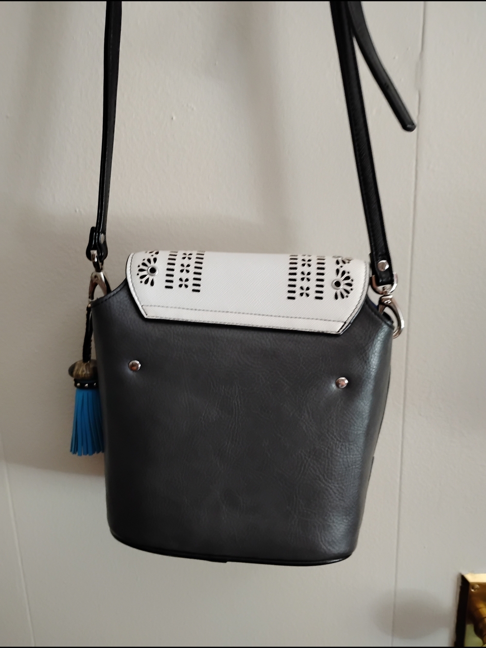 Sharif 1827 Vintage Black, White With Denim Blue Leather  Interior Crossbody Bag - Picture 2 of 3